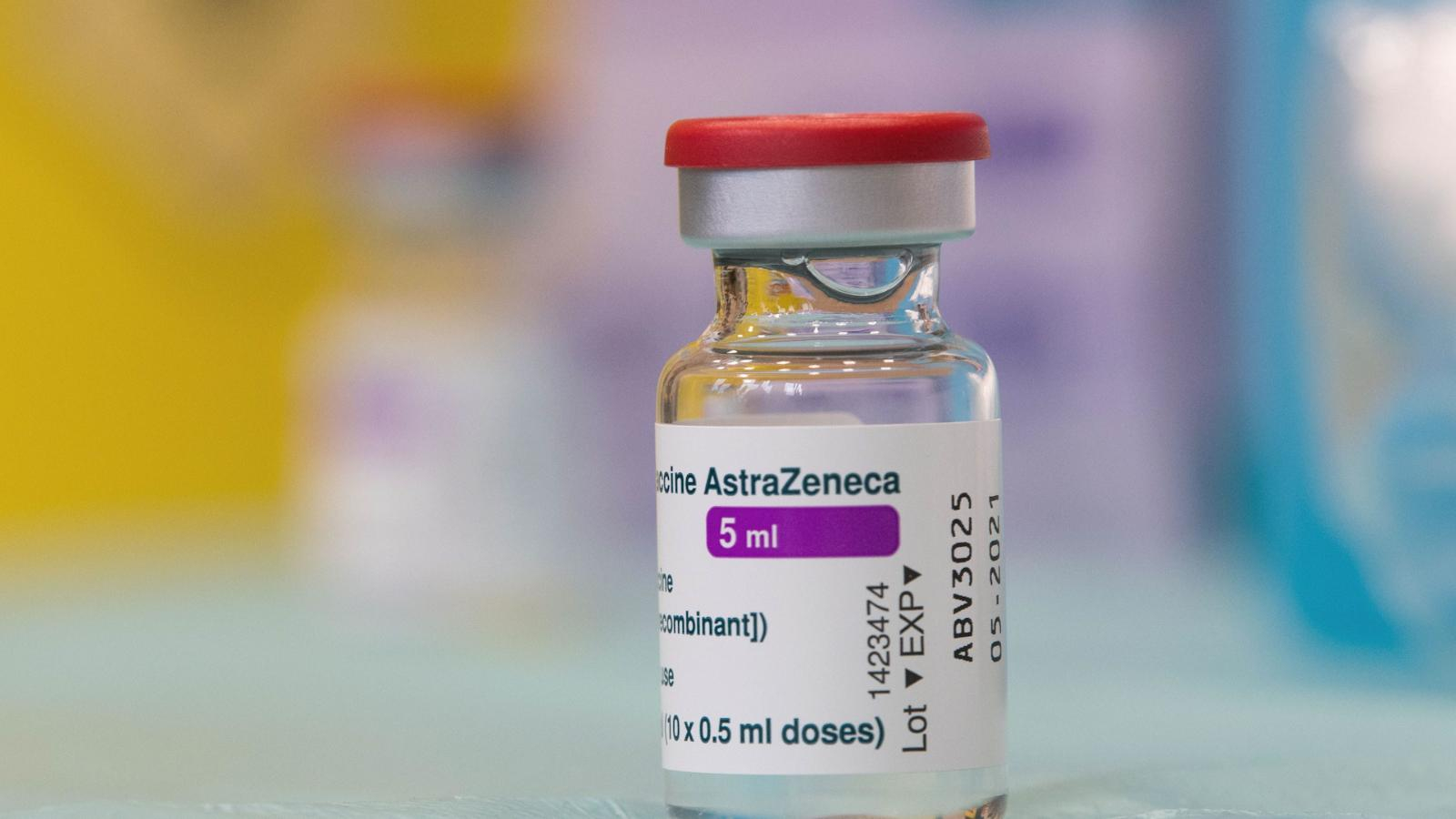 El descalabro de AstraZeneca y la vacuna anti COVID-19