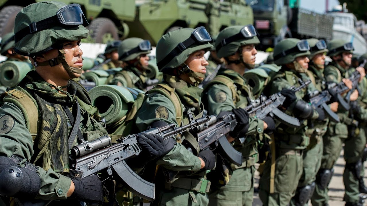 Sanciones impiden que Maduro ensamble fusiles rusos que terminan en manos del narcoterrorismo