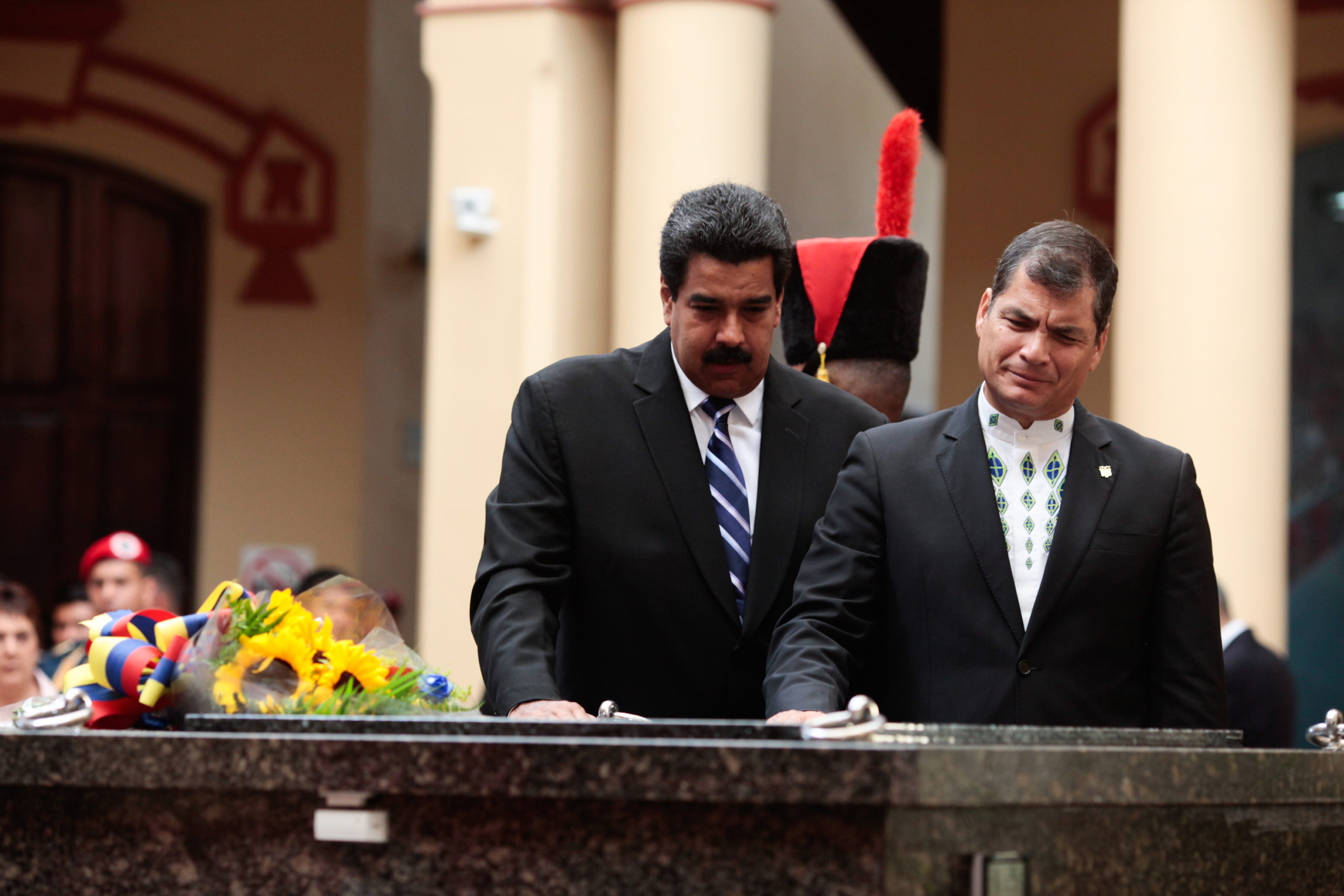 Candidato de Rafael Correa es pieza clave del plan chavista para intervenir Ecuador, aseguran expertos
