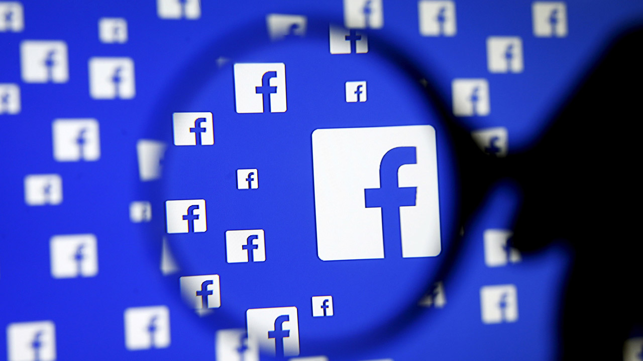 Demandan a Facebook por censuras y amenazas contra periodistas