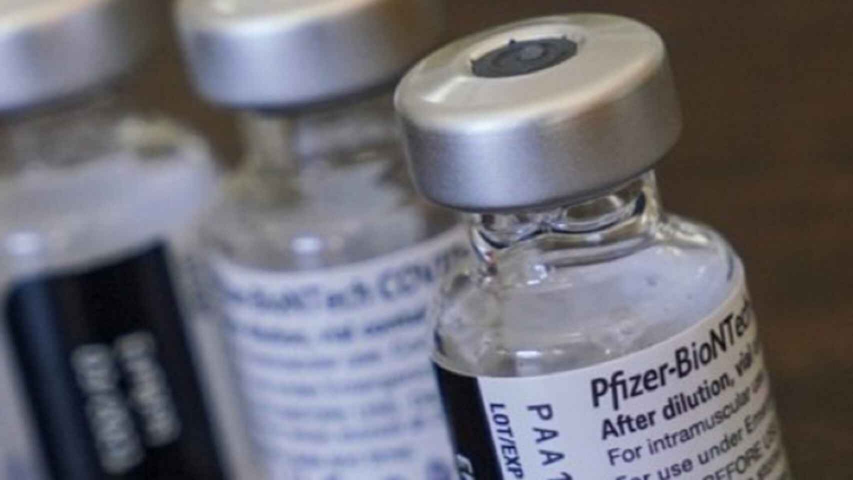 ¿Cuántas dosis de la vacuna Pfizer se necesitan para estar protegido?