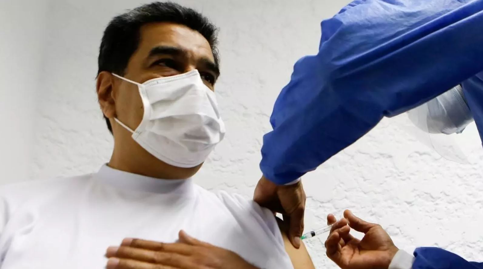 Denuncian tráfico de vacunas anti covid dentro del régimen de Maduro