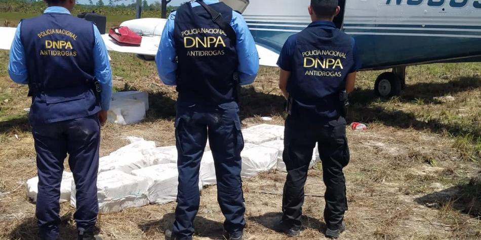 La DEA coordina operación binacional para capturar narcoavioneta con cocaína procedente de Venezuela