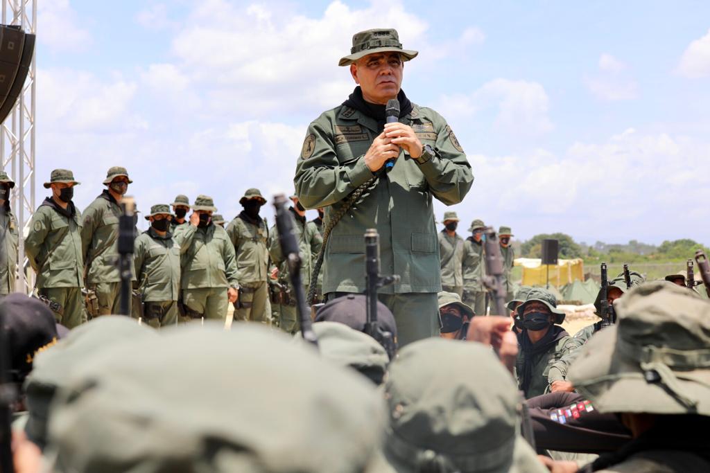 Los ruegos de Padrino no detienen nuevos secuestros de soldados venezolanos