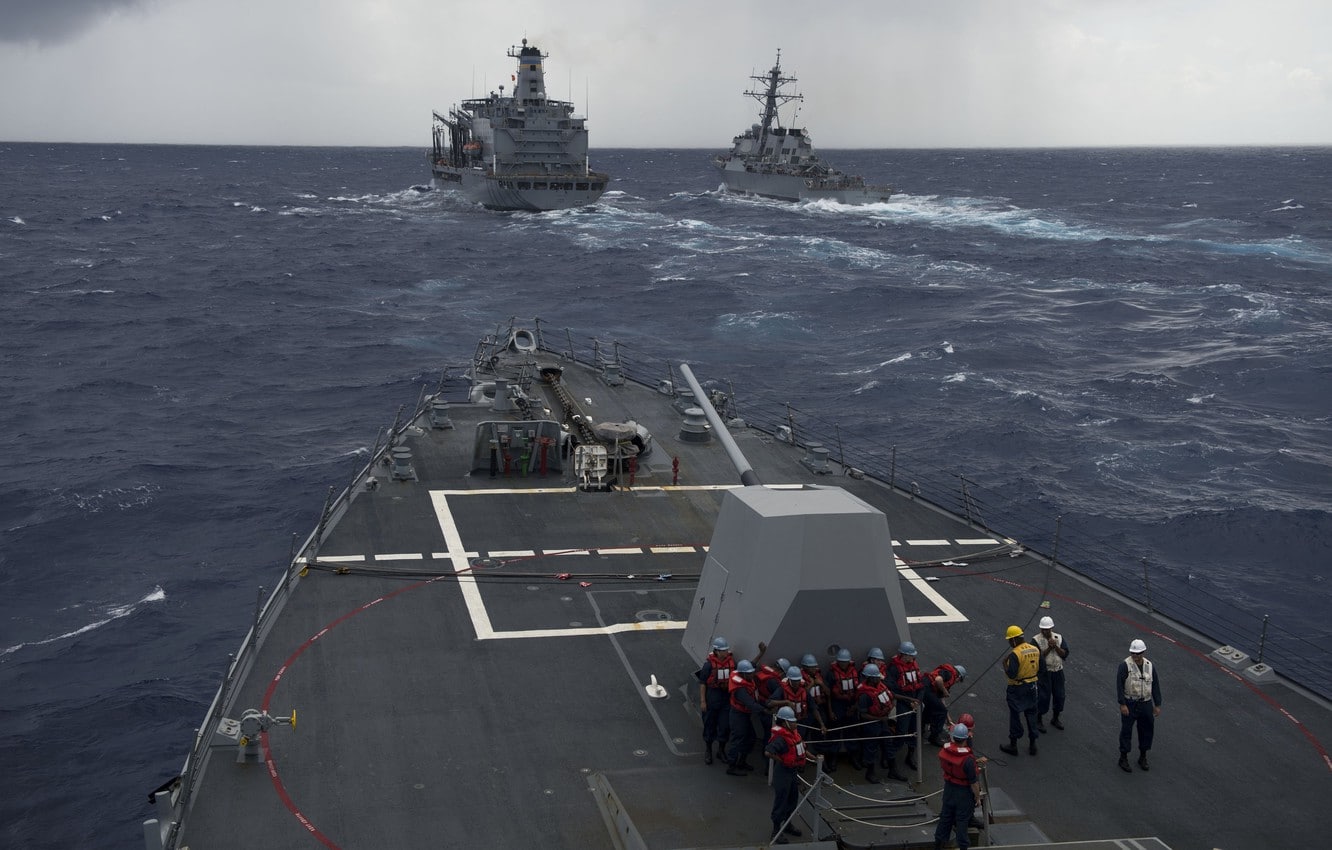 Armada de EEUU navega cerca de Taiwán y China reacciona con nerviosismo