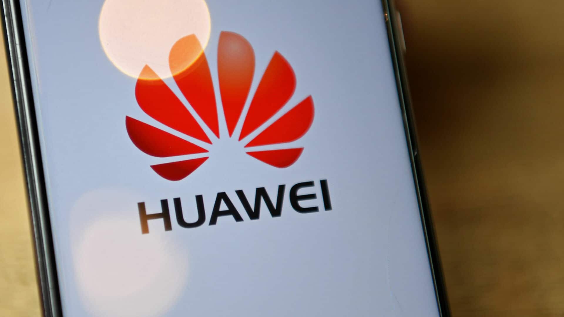 Represión digital en Cuba revela los peligros de usar tecnología de Huawei