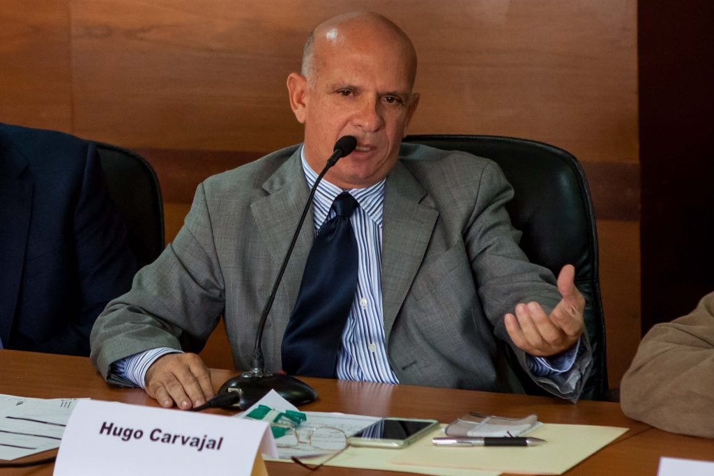 Por qué la próxima cita a declarar de ‘El Pollo’ Carvajal podría detener su extradición a EEUU
