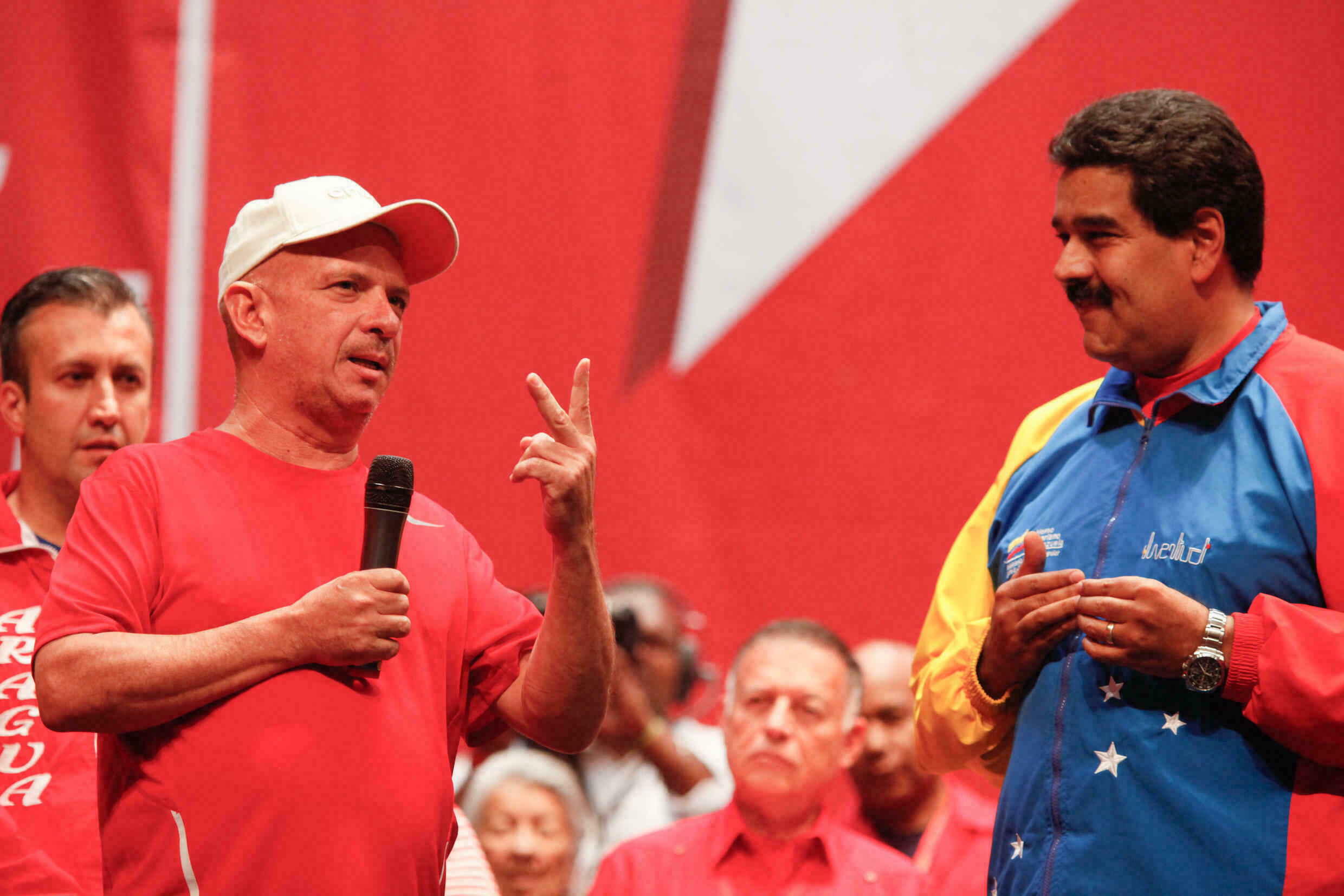 Dictadura de Maduro detiene a dos personas cercanas a ‘El Pollo’ Carvajal por un «plan terrorista»