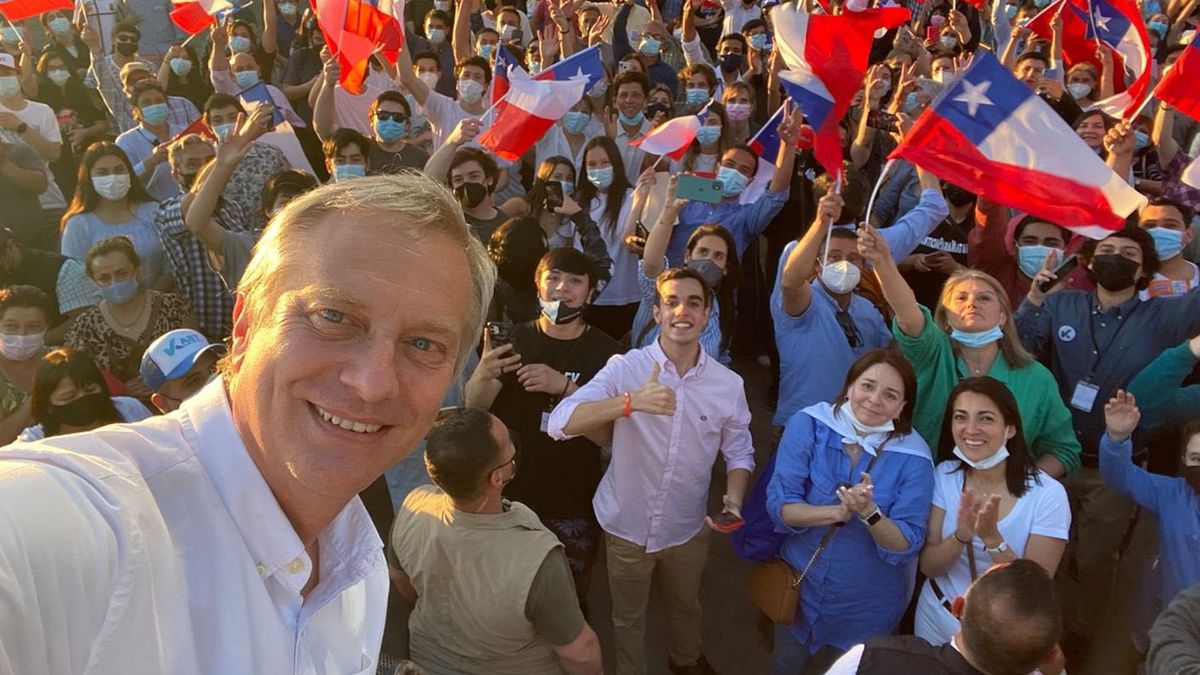Ascenso de José Antonio Kast en las encuestas hace temblar a la izquierda en Chile