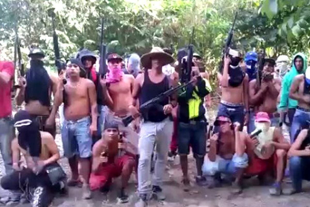 #VIDEO Megabanda criminal reaparece en Venezuela mostrando un poderoso arsenal