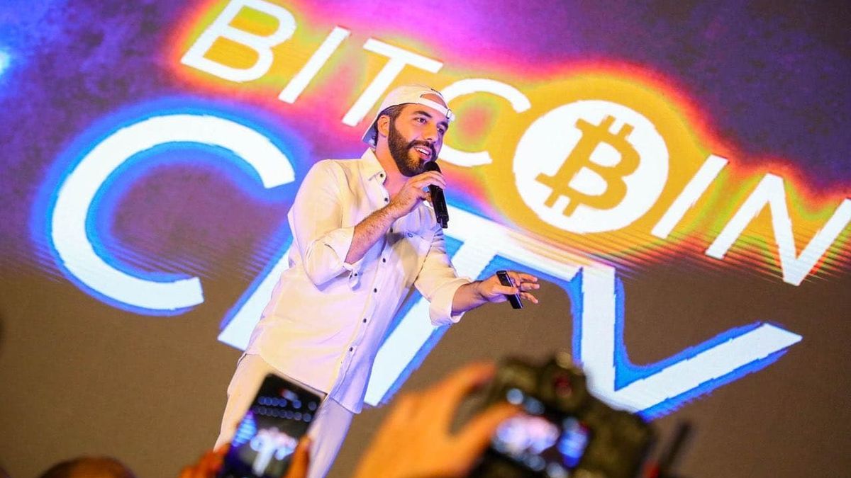 INFORME: Todo lo que ha perdido El Salvador en su aventura con el Bitcoin