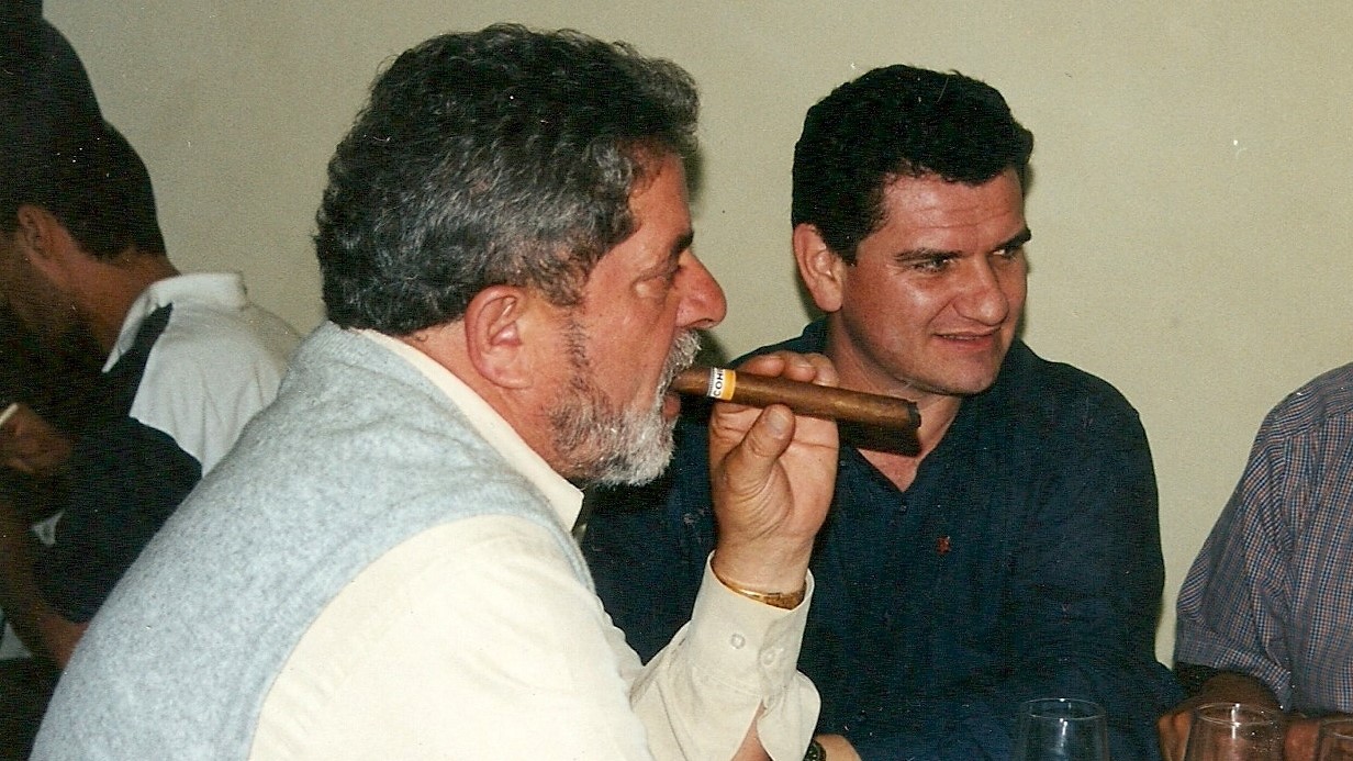 Documentos confirman que Cuba le dio habanos a Lula como garantía por un préstamo de $1.000 millones