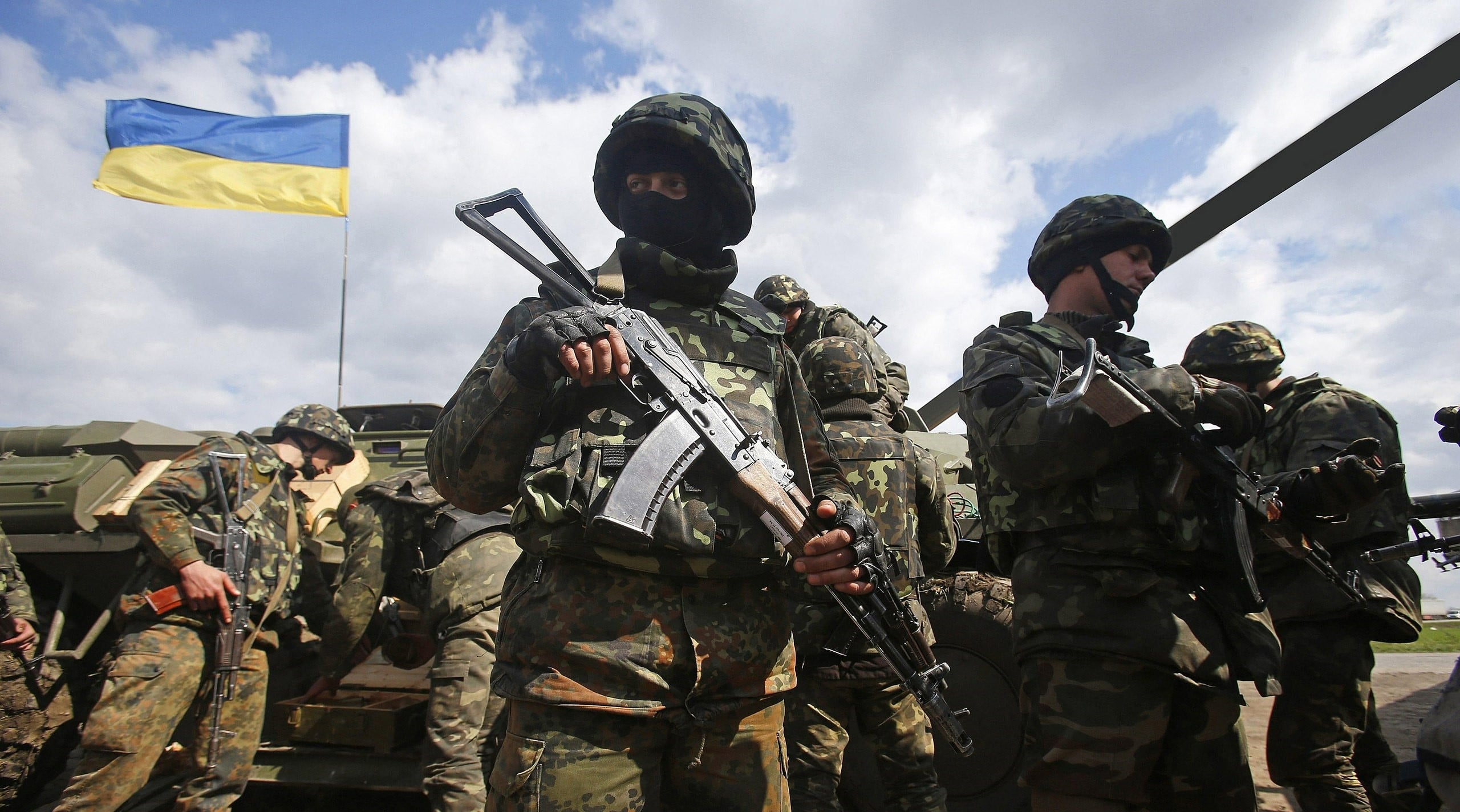 Miles de combatientes de todo el planeta convierten la crisis de Ucrania en una guerra mundial