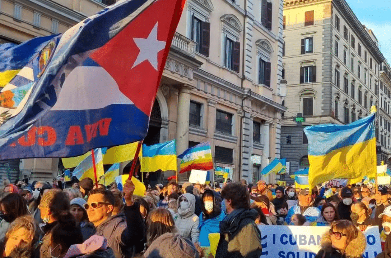 Cubanos en Ucrania prefieren quedarse en plena guerra que regresar a la Isla