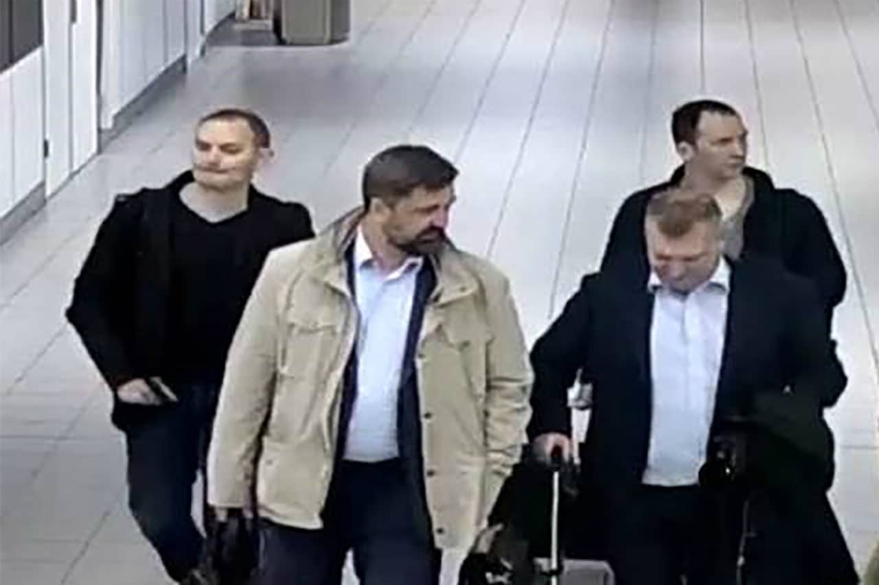 Nombres de más de 600 espías rusos son publicados por Ucrania
