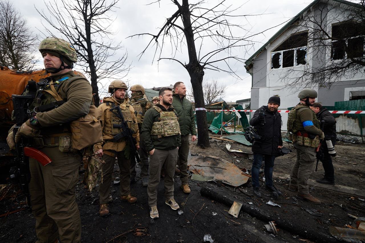 Horrores de Bucha confirmarían crímenes de guerra rusos en Ucrania