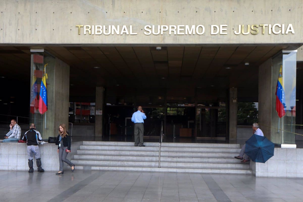Régimen venezolano hace una repartición de cuotas en el nuevo tribunal supremo chavista