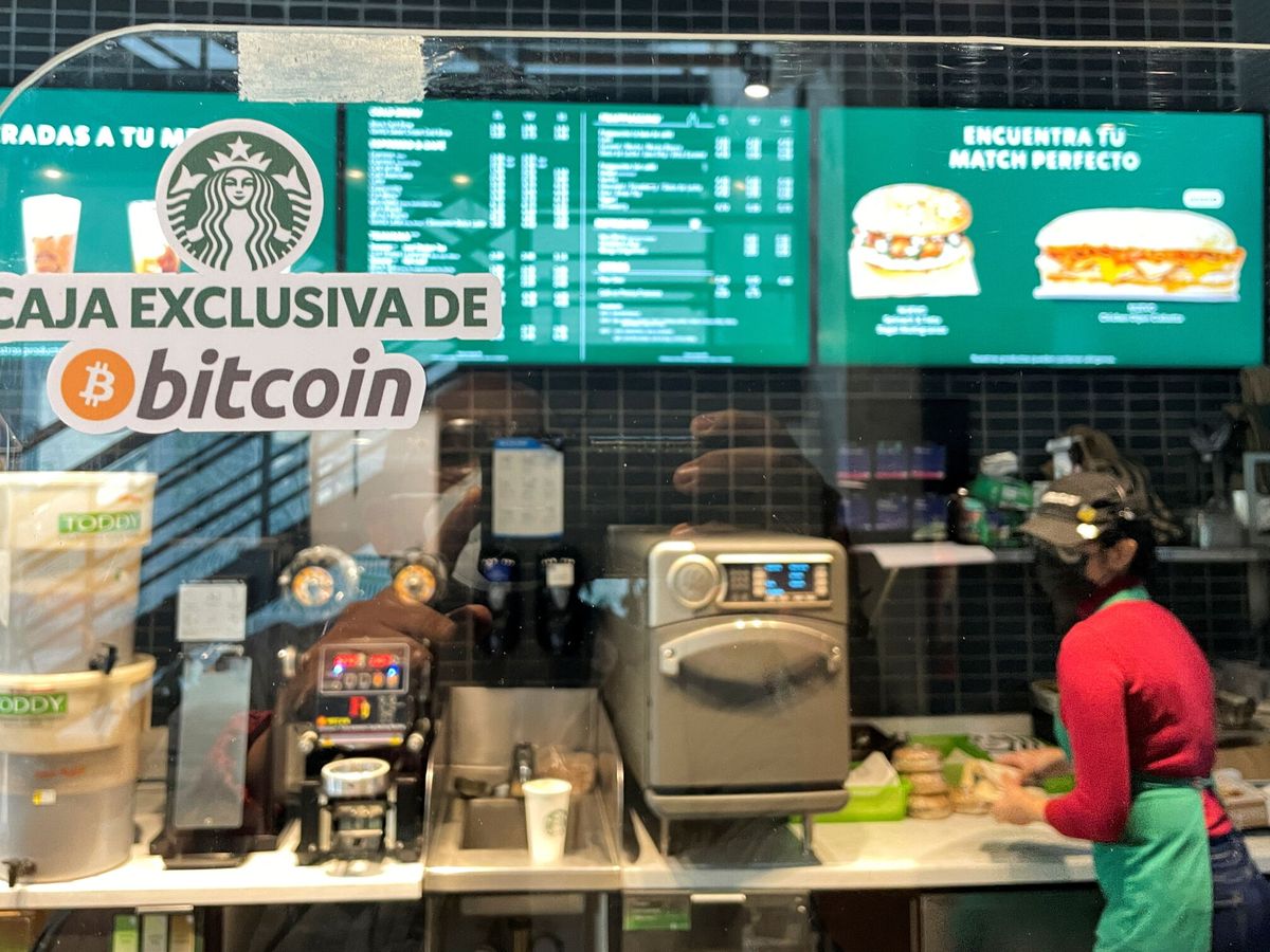 Bonos de El Salvador están en grave peligro por la debilidad del Bitcoin
