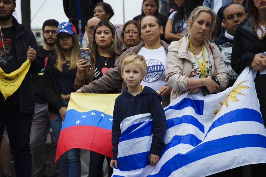 Por qué creció la población de migrantes venezolanos en Uruguay