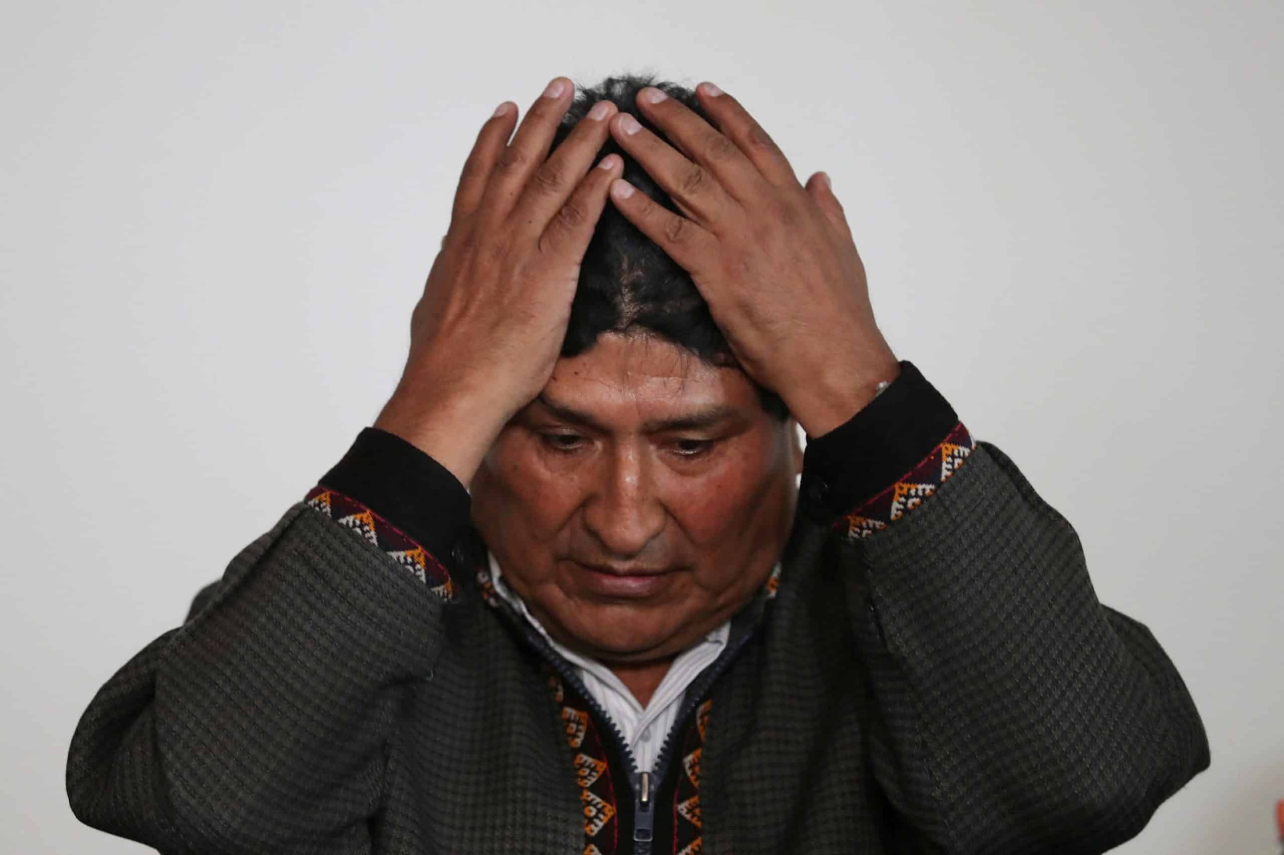 La paranoia y desesperación de Evo Morales por el robo de su celular