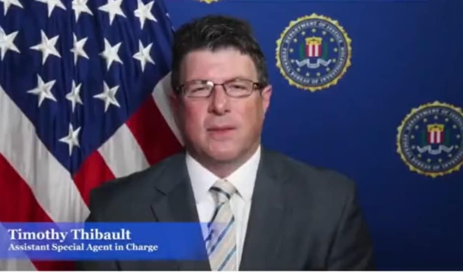 Qué le pasó al agente del FBI que abrió la investigación contra Trump