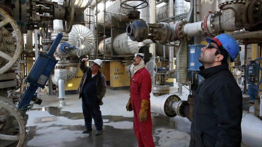 Funcionario iraní confirma construcción de refinerías en Venezuela y Uruguay
