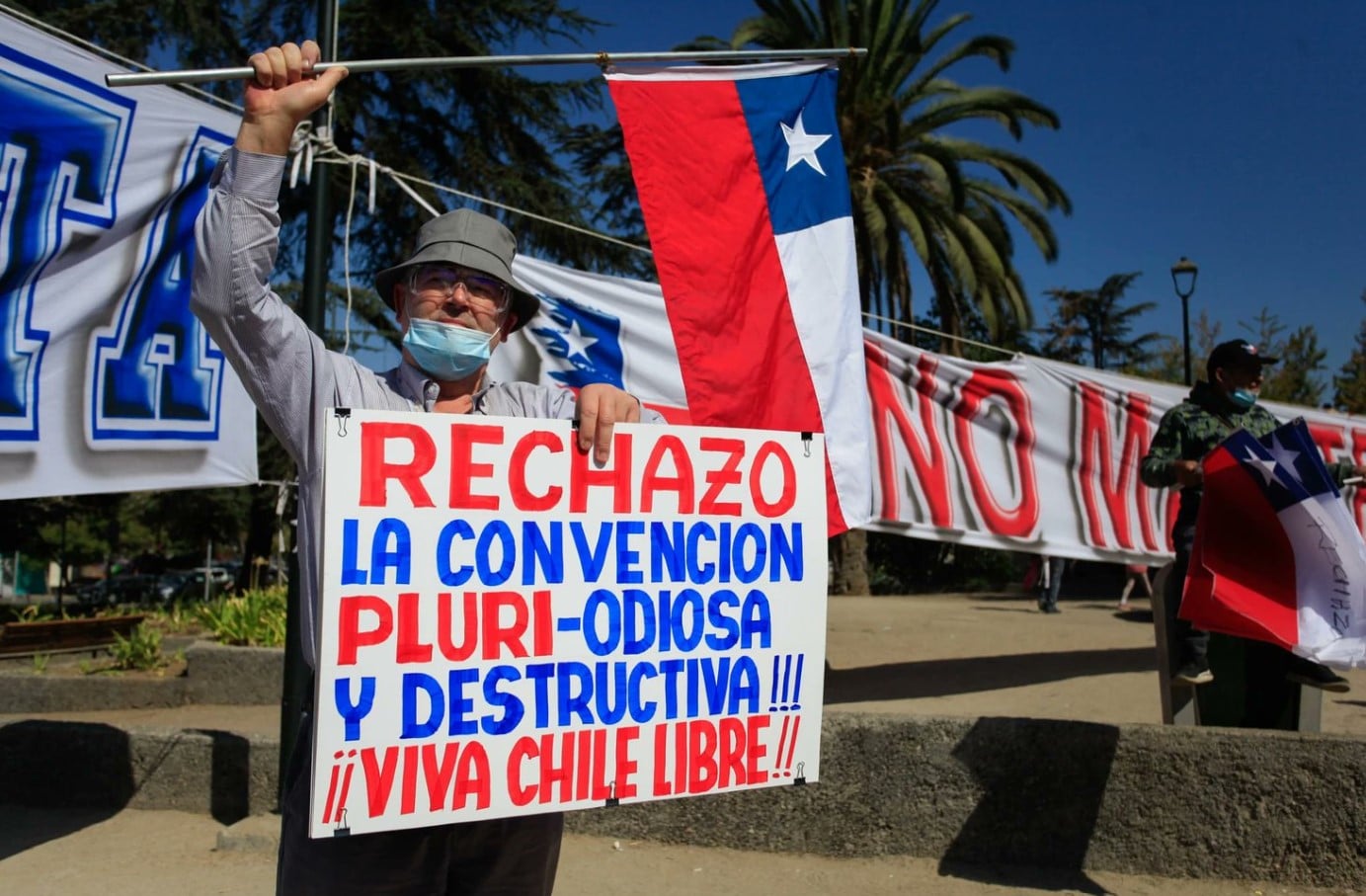 INFORME: Las claves del contundente fracaso del proyecto constitucional ultra izquierdista de Gabriel Boric en Chile