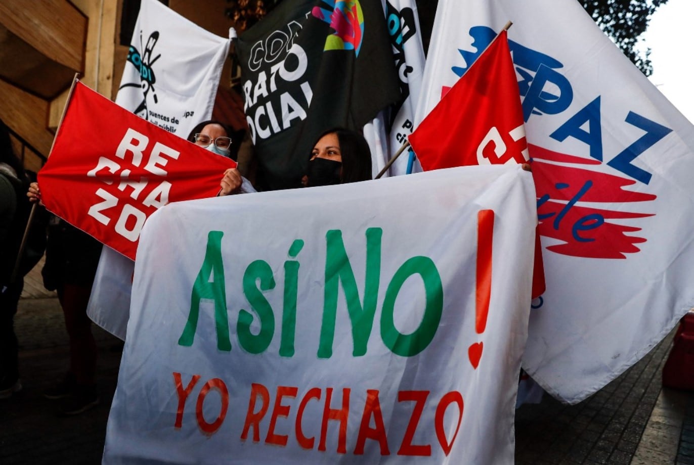 ANÁLISIS: Por qué los chilenos rechazaron la nueva Constitución progresista de Boric