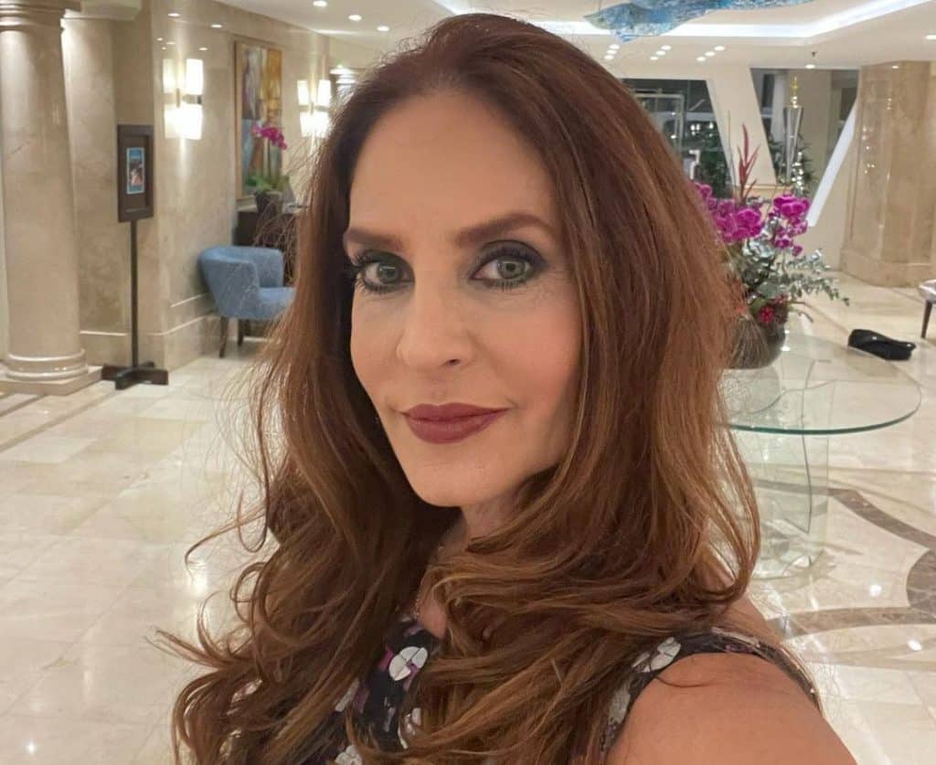 Una ex Miss Venezuela apoya la expulsión de venezolanos de Texas