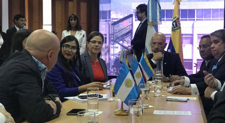 Argentina quiere recuperar Malvinas con ayuda de parlamentarios chavistas