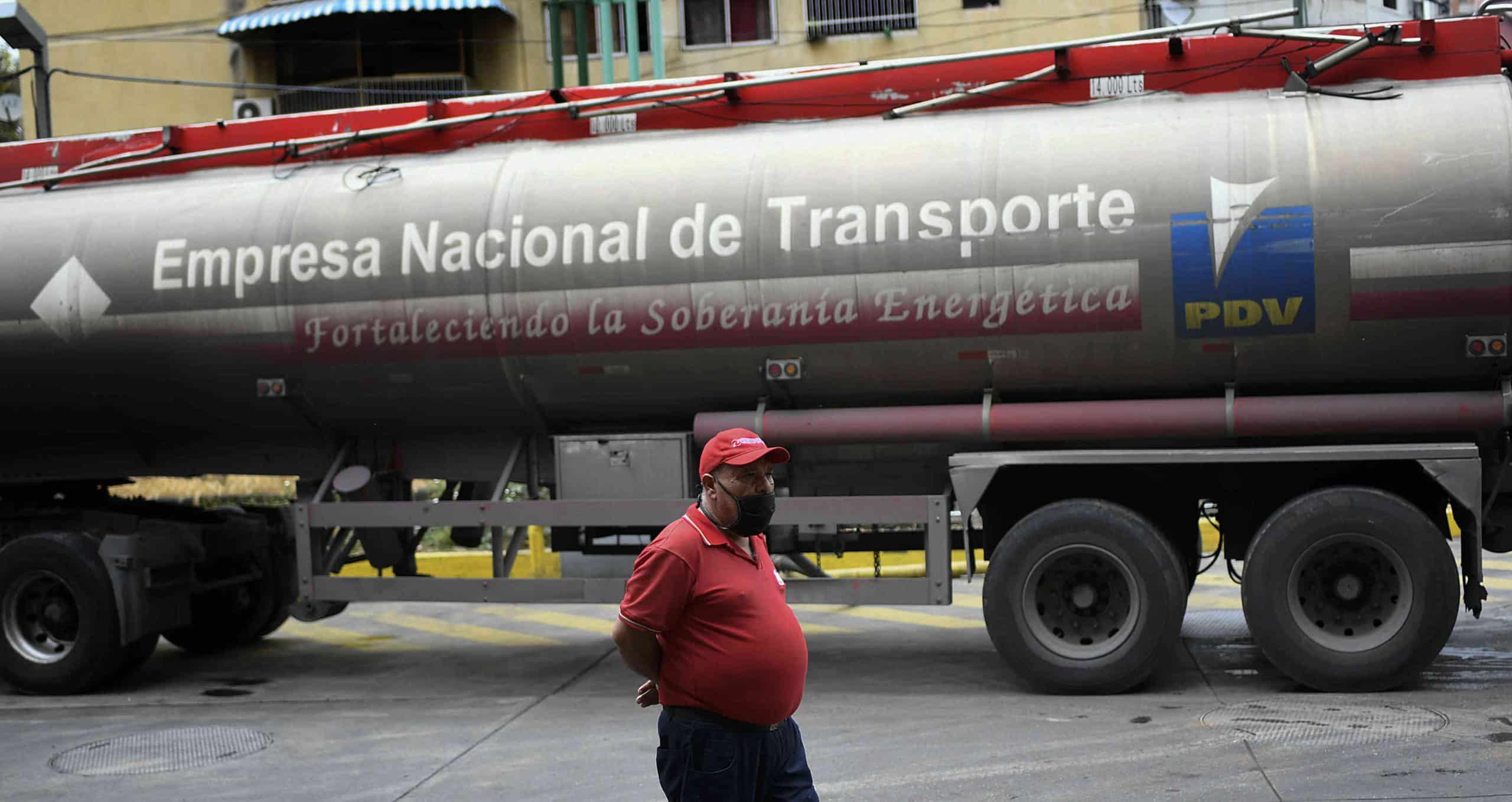 Chavismo limita las opciones para conseguir combustible subsidiado en Venezuela