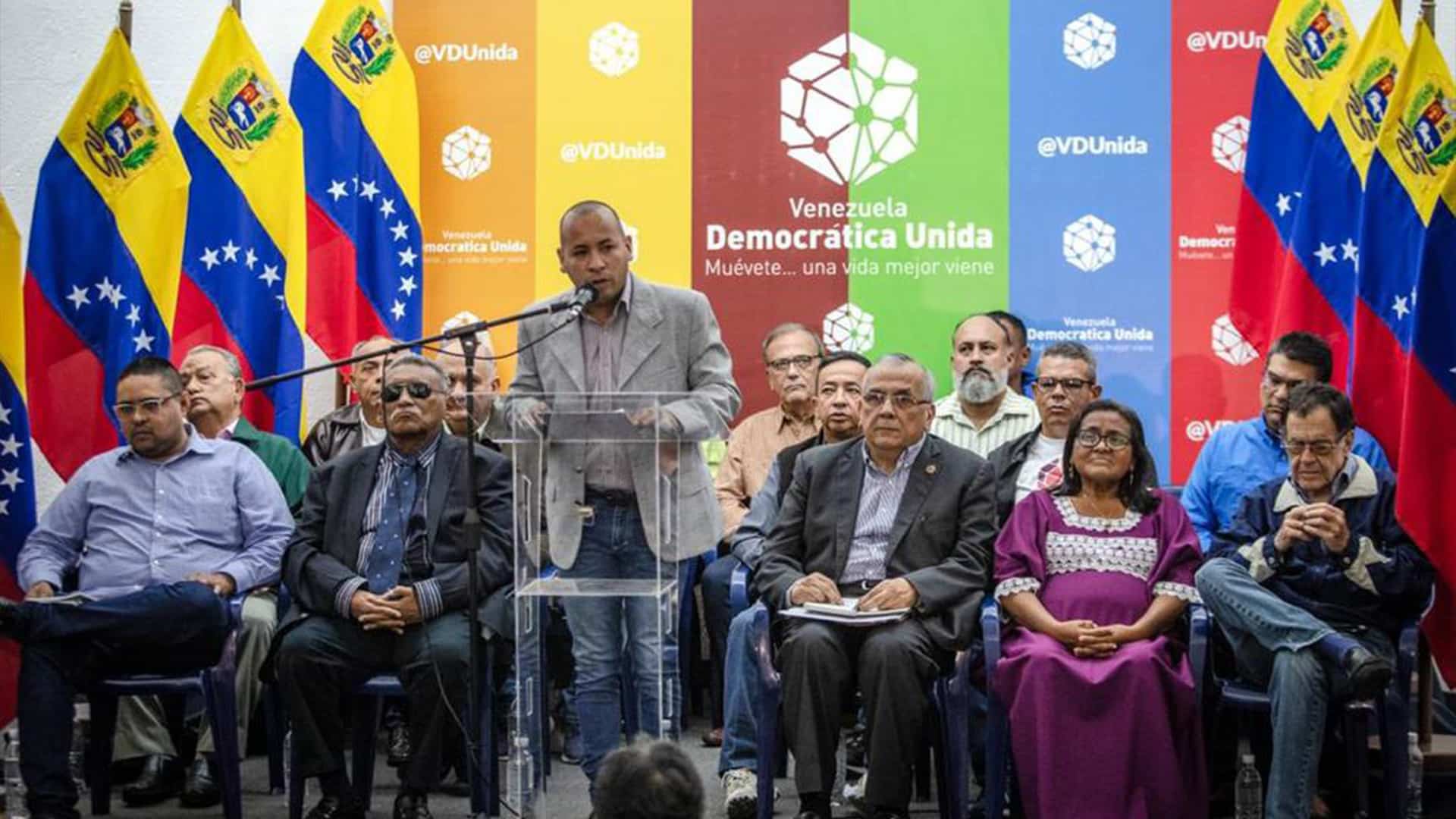 INFORME: Exchavistas apoyan cambio de estrategia de la oposición venezolana para las presidenciales de 2024