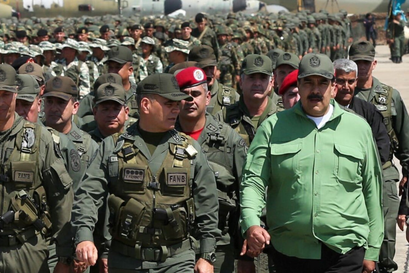 Maduro anuncia hambre y miseria para las Fuerzas Armadas venezolanas en el presupuesto para el 2023