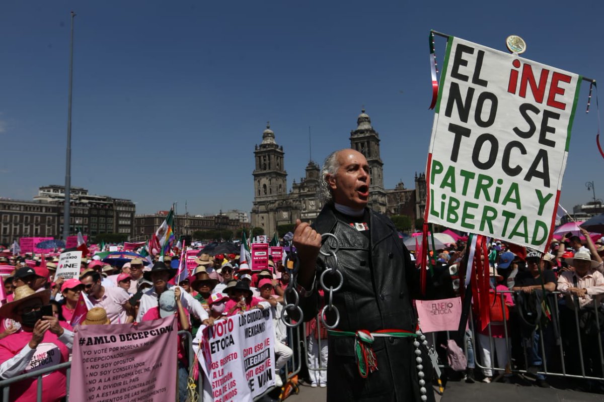 El Zócalo protagoniza el fuerte rechazo a la reforma electoral de AMLO