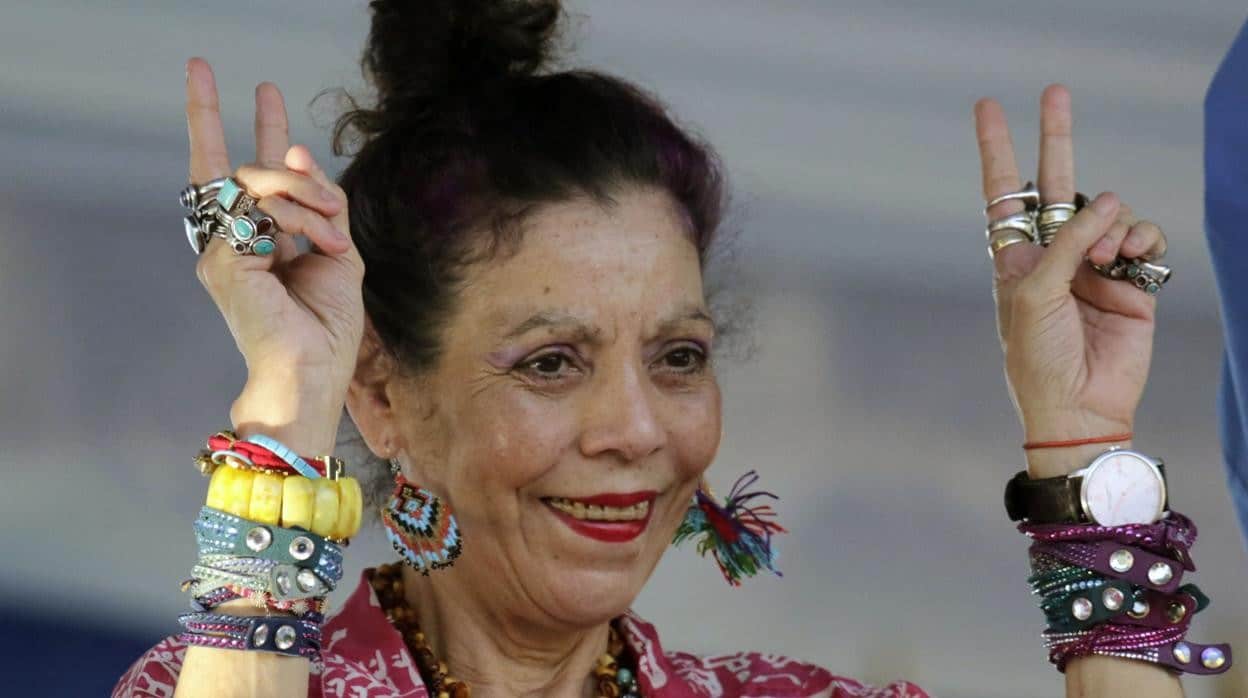 Rosario Murillo pidió invocar «al Dios verdadero» mientras dictadura de Ortega persiguió celebraciones católicas en Semana Santa