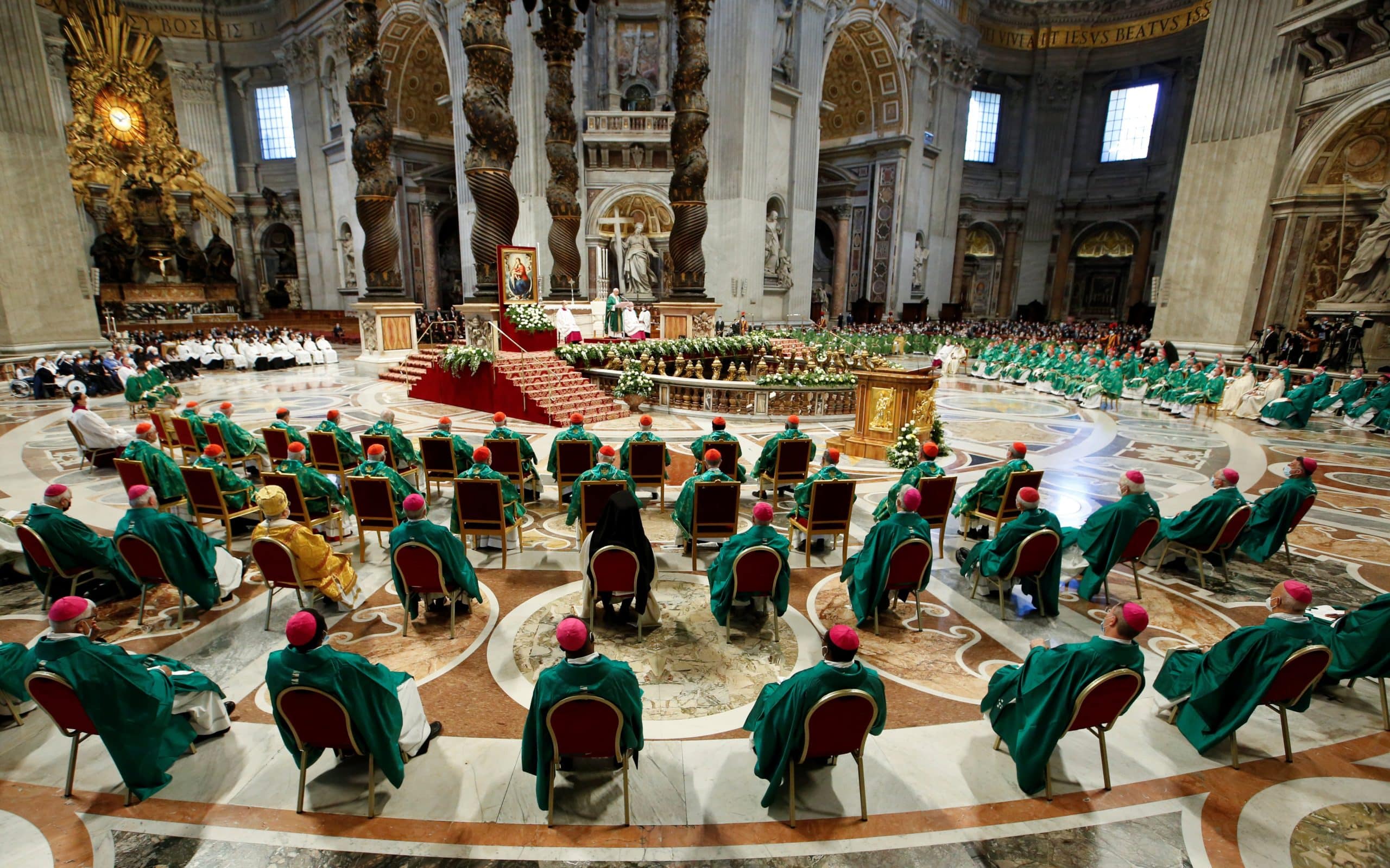 El último sínodo del Vaticano plantea medidas concretas para las mujeres y la «inclusión radical» del comunidad LGBTQ