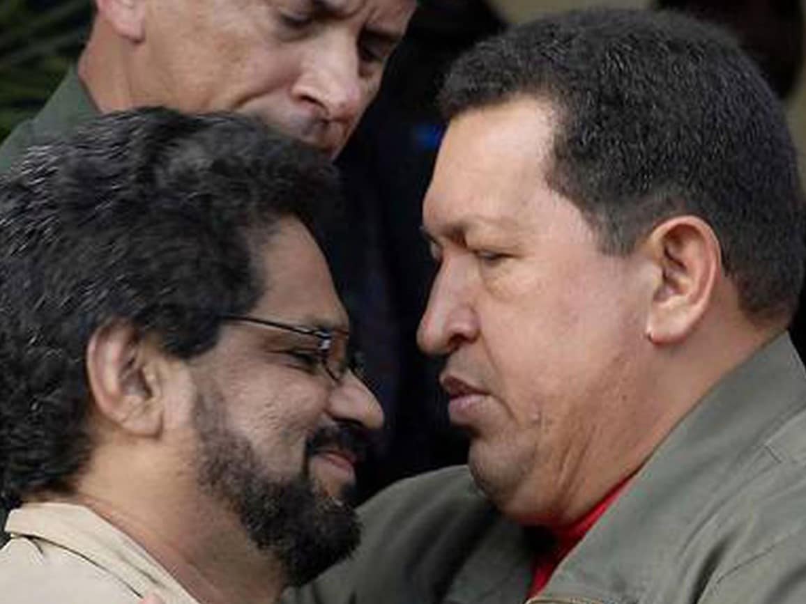 Las armas que Hugo Chávez ordenó a Clíver Alcalá que entregara a las FARC
