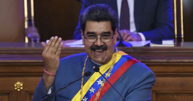 Concesiones de Biden desencadenan una carrera loca para comprar petróleo al régimen de Maduro