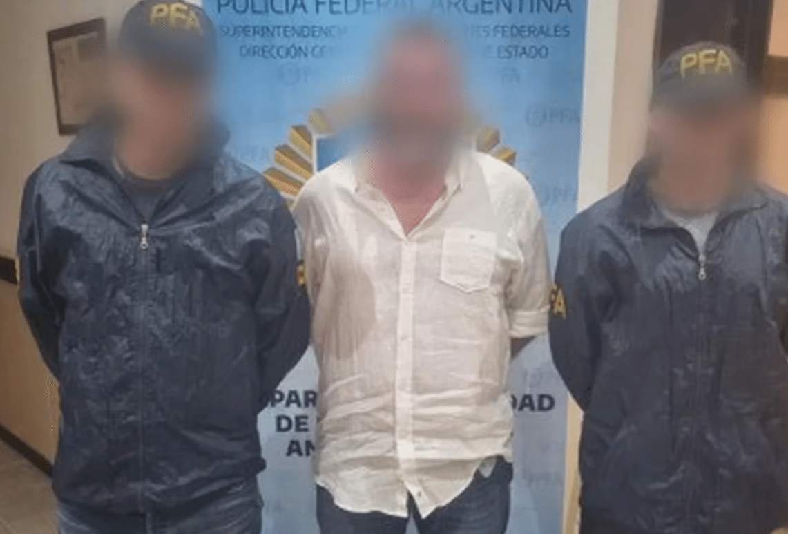 En Argentina capturan a 3 presuntos terroristas de Medio Oriente con pasaportes venezolanos y colombianos