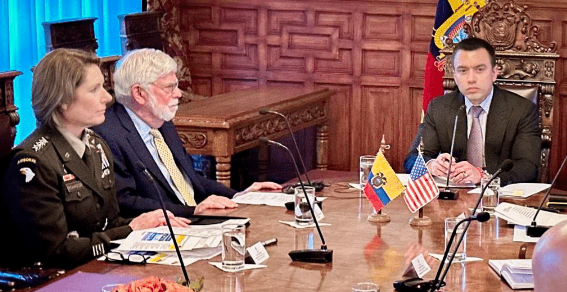 Presidente de Ecuador rechaza consejos de Maduro y activa su asociación con EEUU para combatir el narcotráfico
