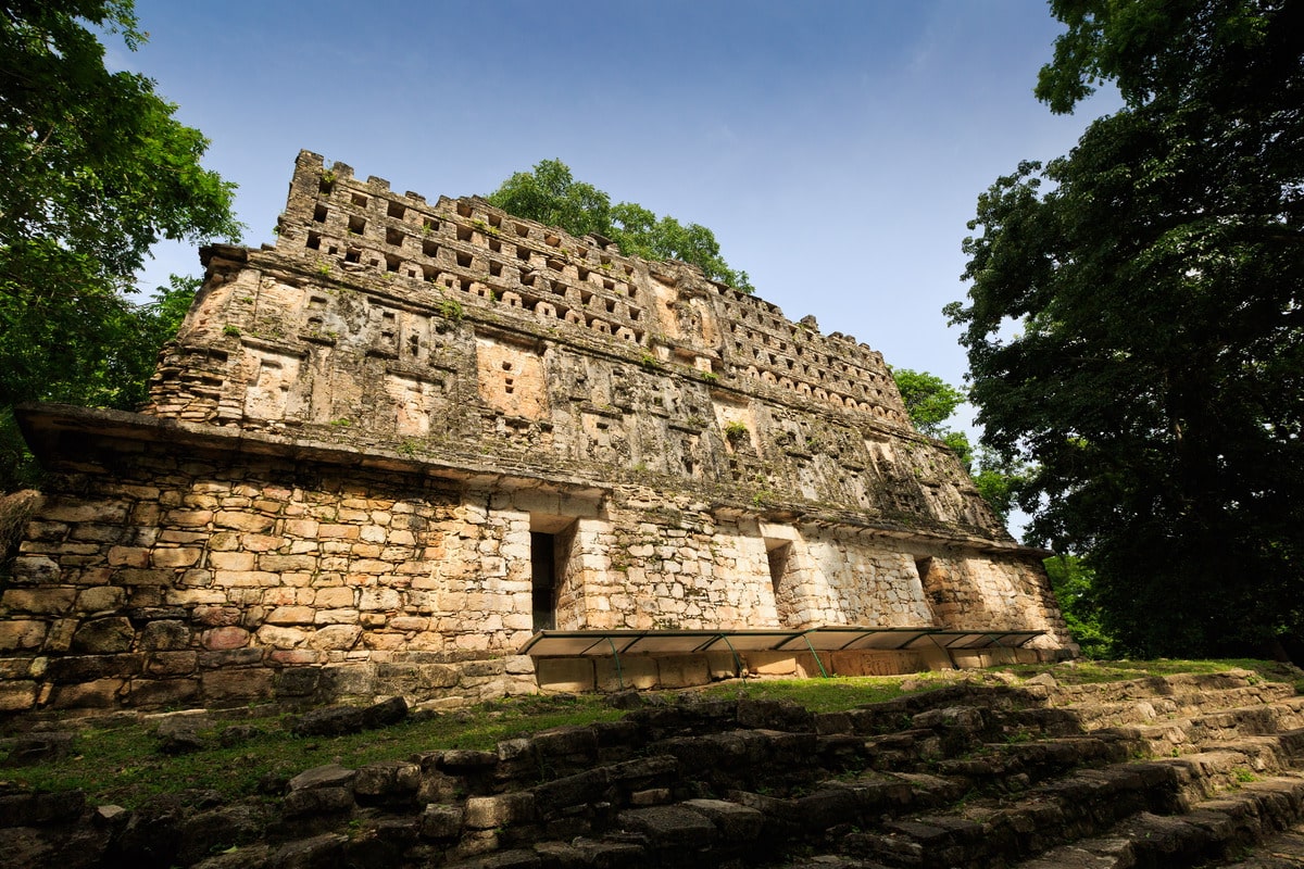 Violencia de los cárteles mexicanos deja a los turistas sin acceso a ruinas mayas