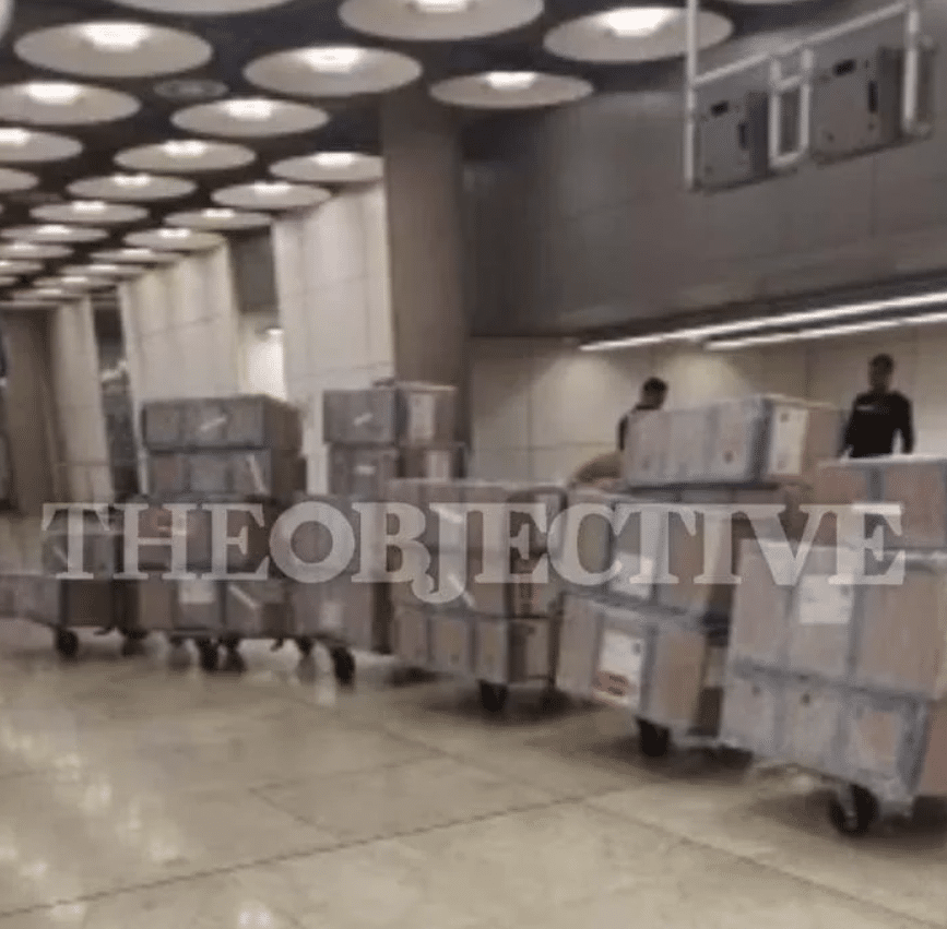 Revelan que hace un año Maduro metió casi 80 maletas sospechosas en España con la polémica aerolínea Plus Ultra